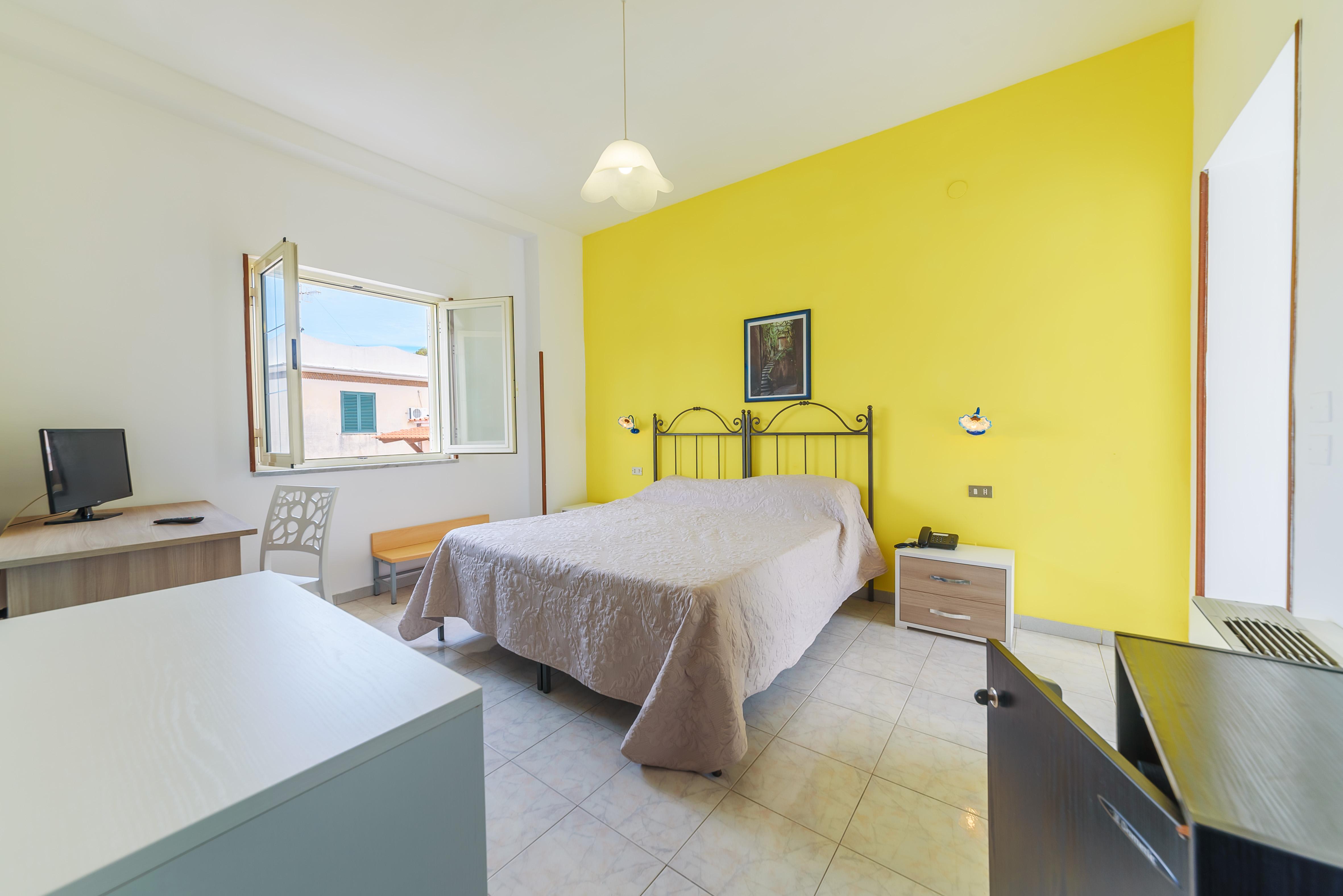 Celeste 3* Procida